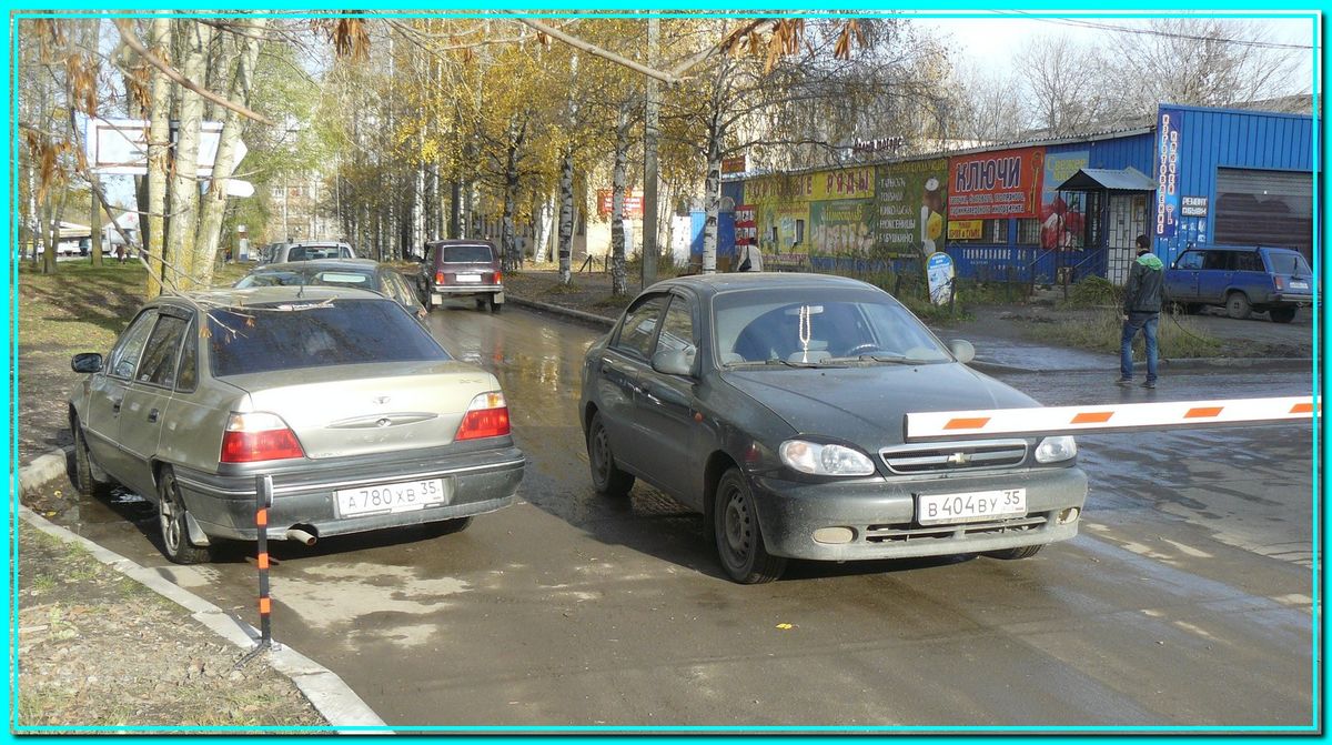 У поликлиники N4 в Вологде установили шлагбаум | Парковка